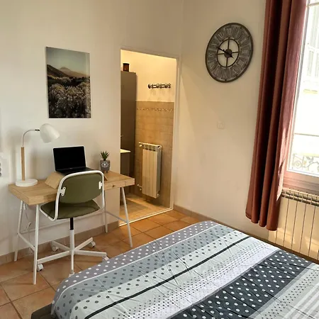 Maison De à Ouest Dans Propriété Arborée *