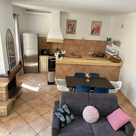 Maison De A Ouest Dans Propriete Arboree شقة *